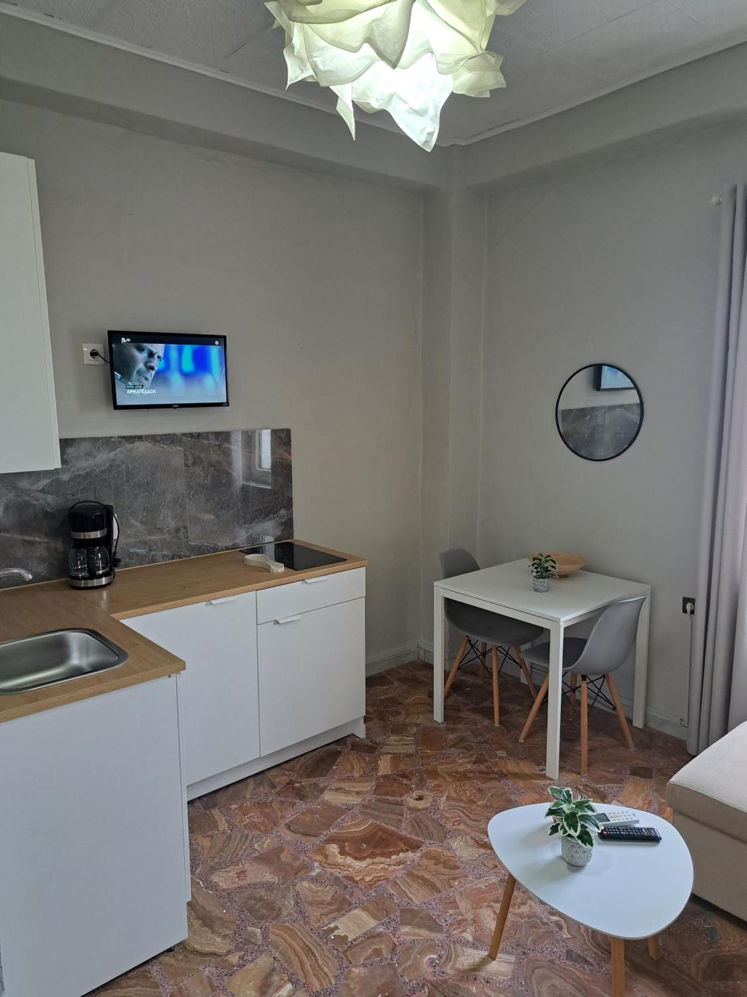 Garden Rooms Pirgos Psilonerou エクステリア 写真